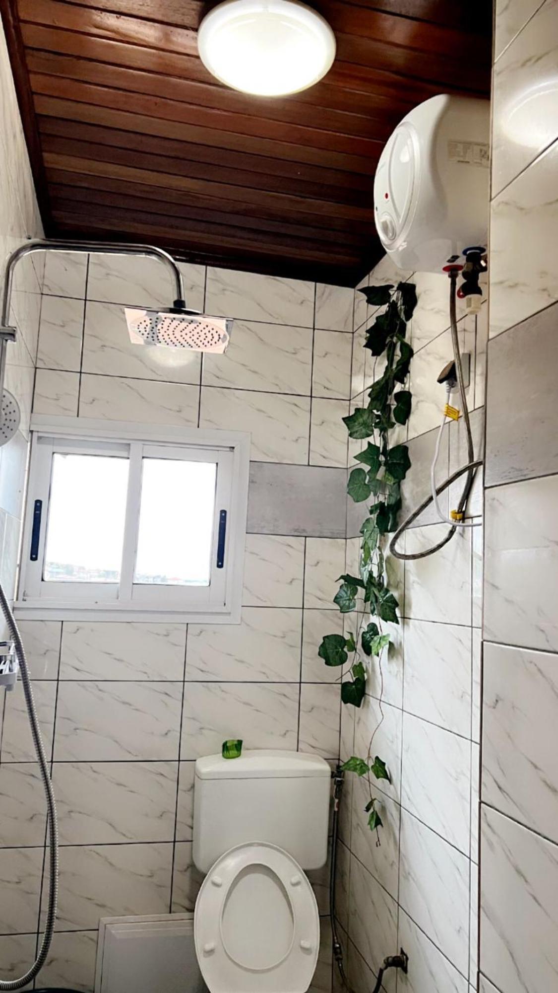 Studio Meuble Haut Standing Jouvence Yaoundé Buitenkant foto
